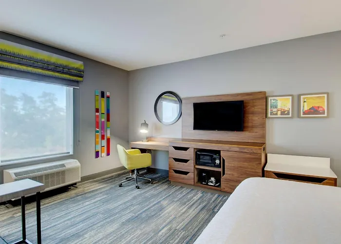 Hampton Inn & Suites Portland West
