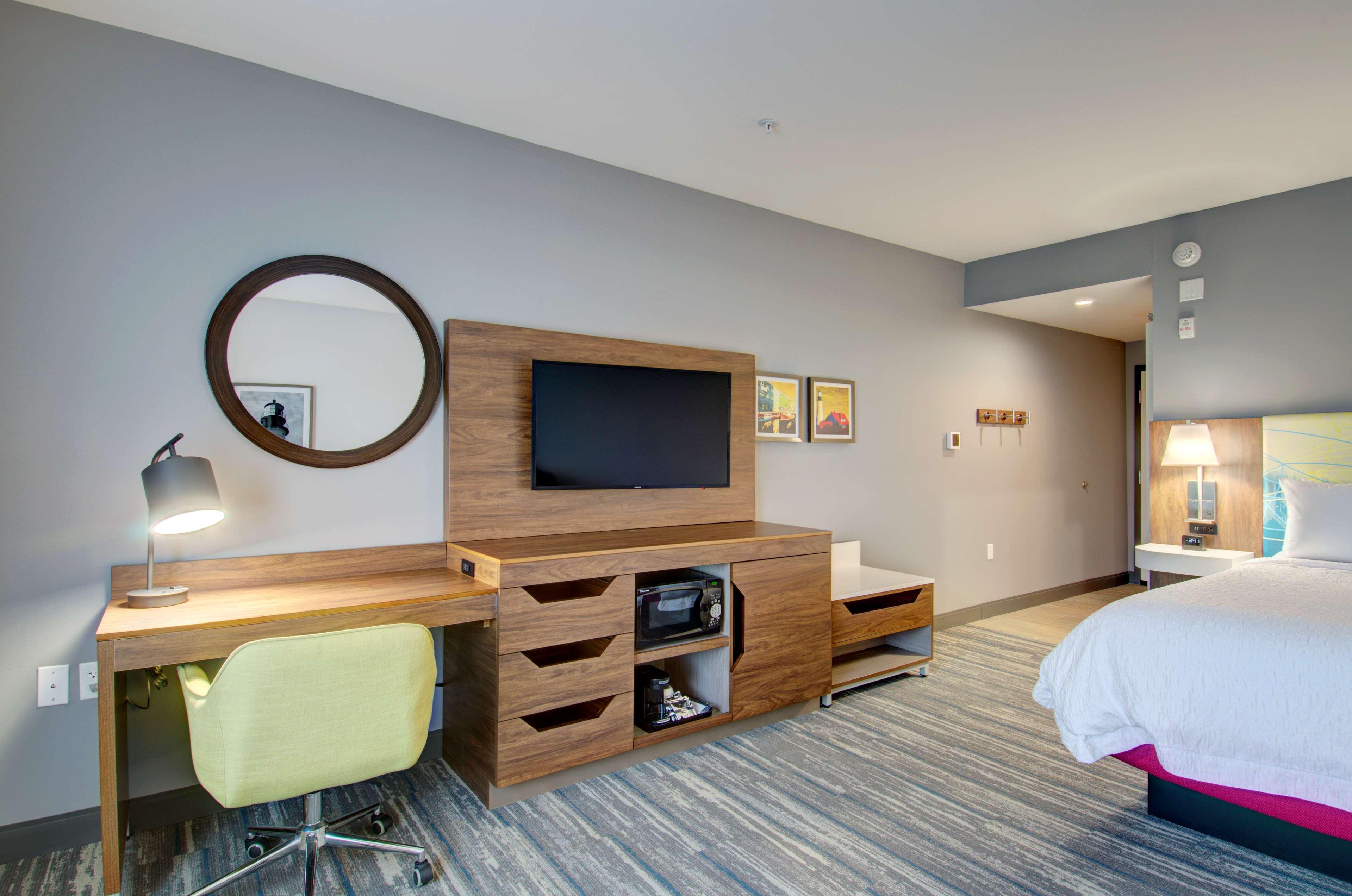 Hotel Hampton & West Portland